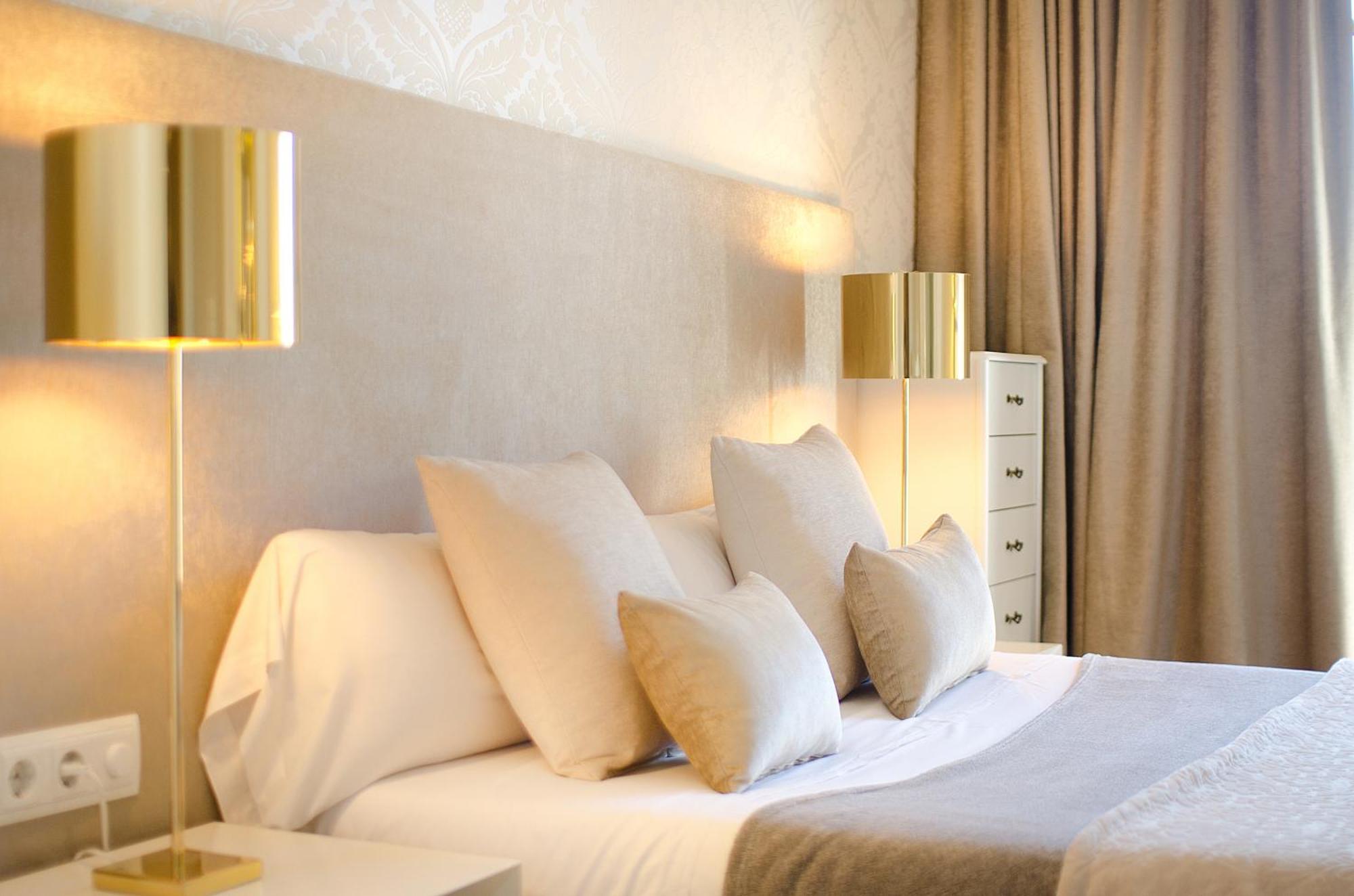 Three Bedroom In Gran De Gracia - Stylish Apartamento *
